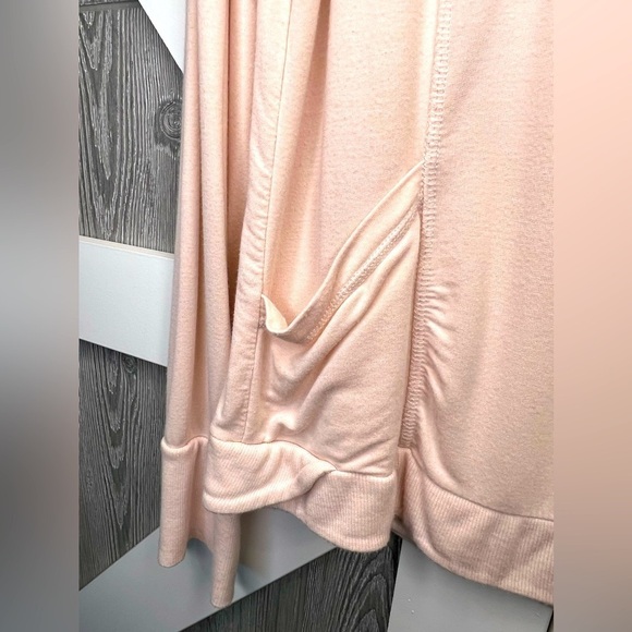 003. Yogalicious Relaxed Cross Neck Light Pink Sweatshirt Women's L - Picture 10 of 12